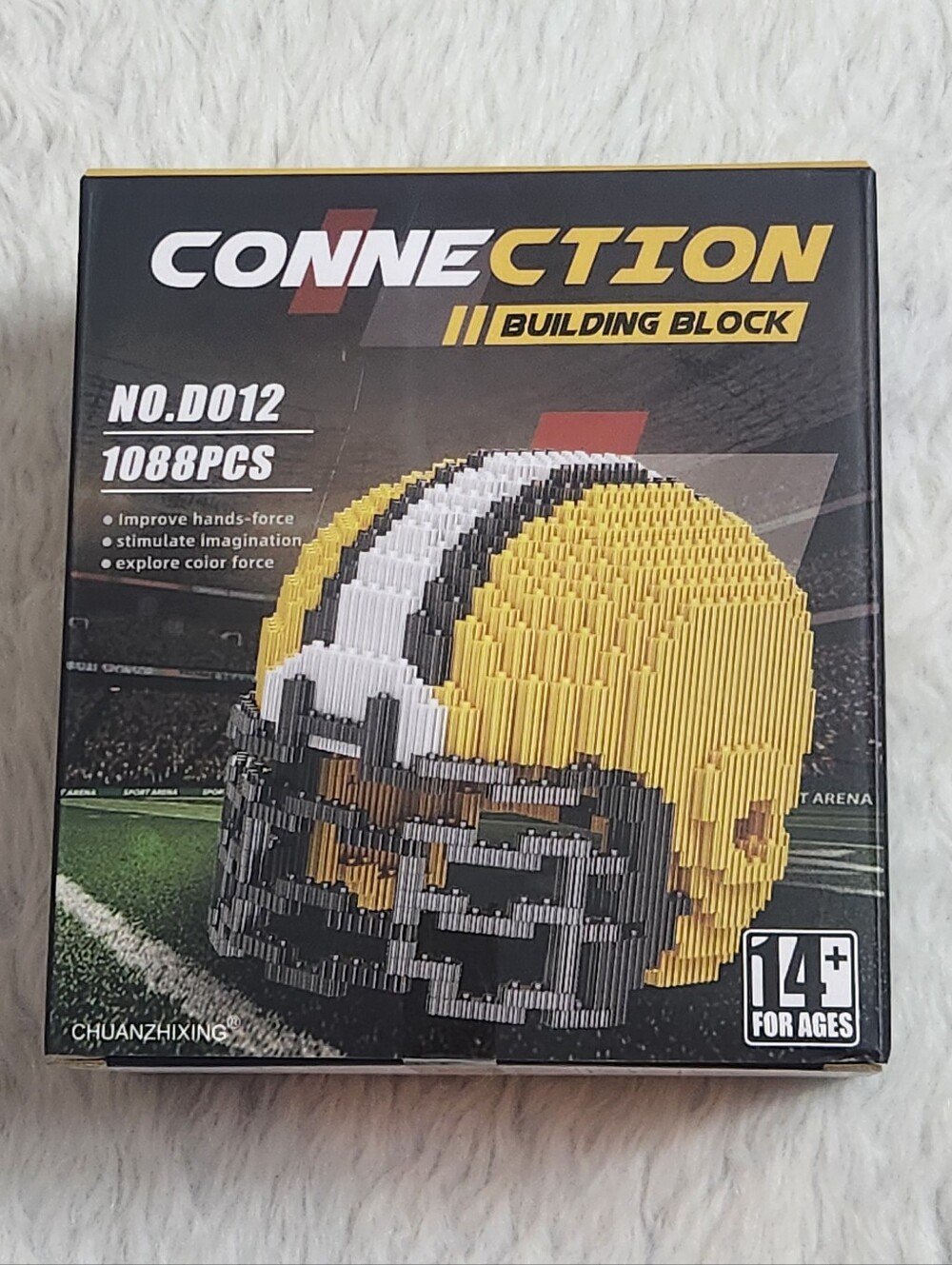 CONNECTION BUILDING BLOCK Football Model Ornament - Picture 1 of 8